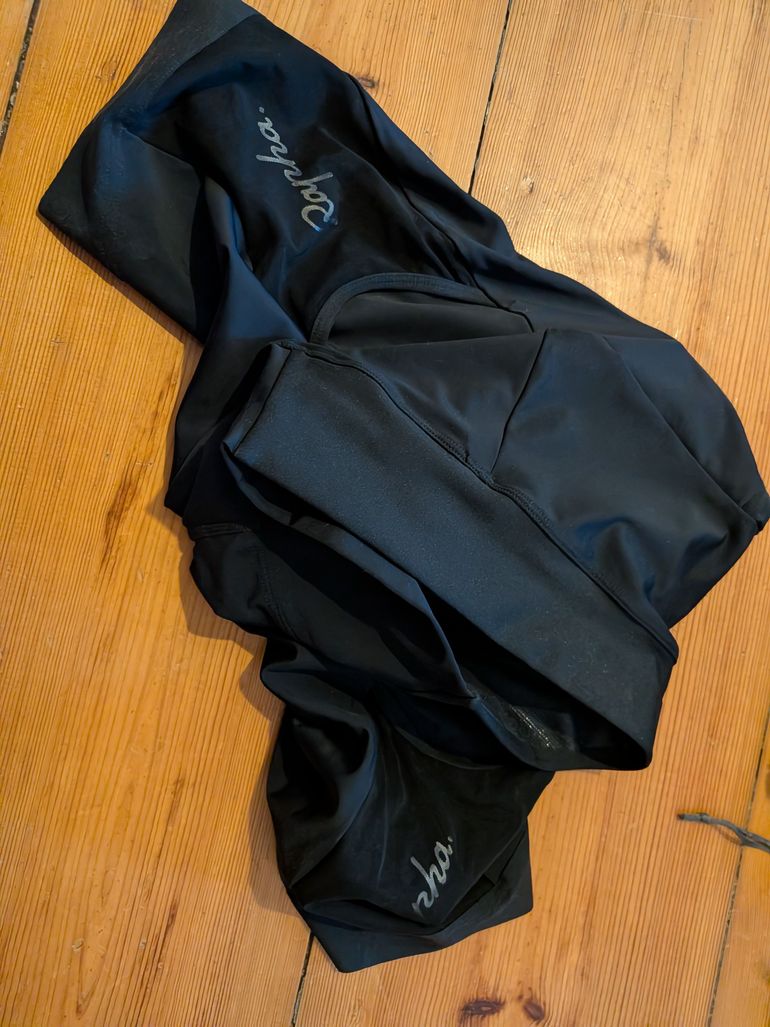 Used Rapha Tricothosen Set bike — image 2 of 4