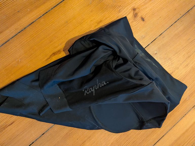 Used Rapha Tricothosen Set bike — image 4 of 4