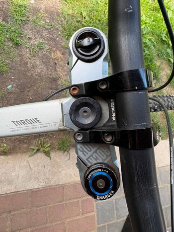 Used RockShox BoXXer rc 29 200mm 2023 bike — image 3 of 4