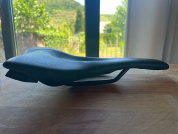 Used Sq Lab 612 ERGOWAVE® R Saddle 2025 bike — image 2 of 5