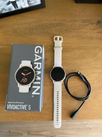 Used Garmin Vívoactive 5 bike