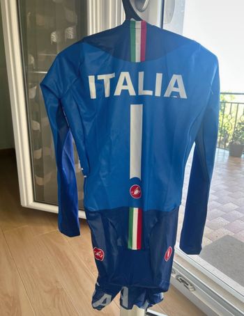Used Castelli Abbigiamento Ciclismo bike — image 2 of 5