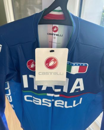 Used Castelli Abbigiamento Ciclismo bike — image 3 of 5