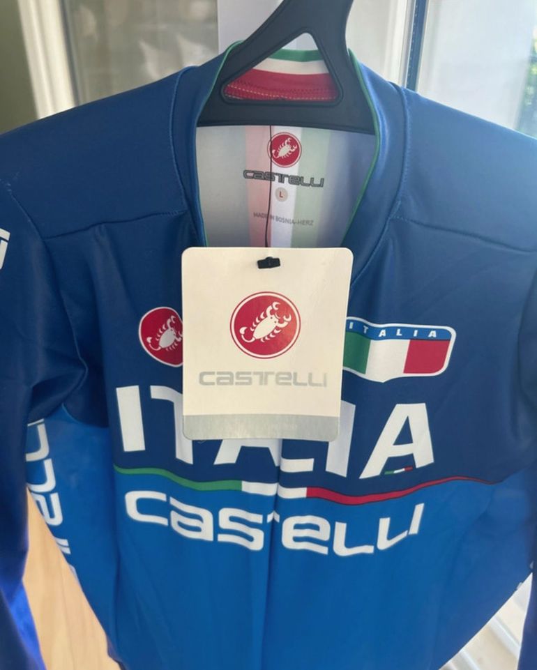 Used Castelli Abbigiamento Ciclismo bike — image 3 of 5