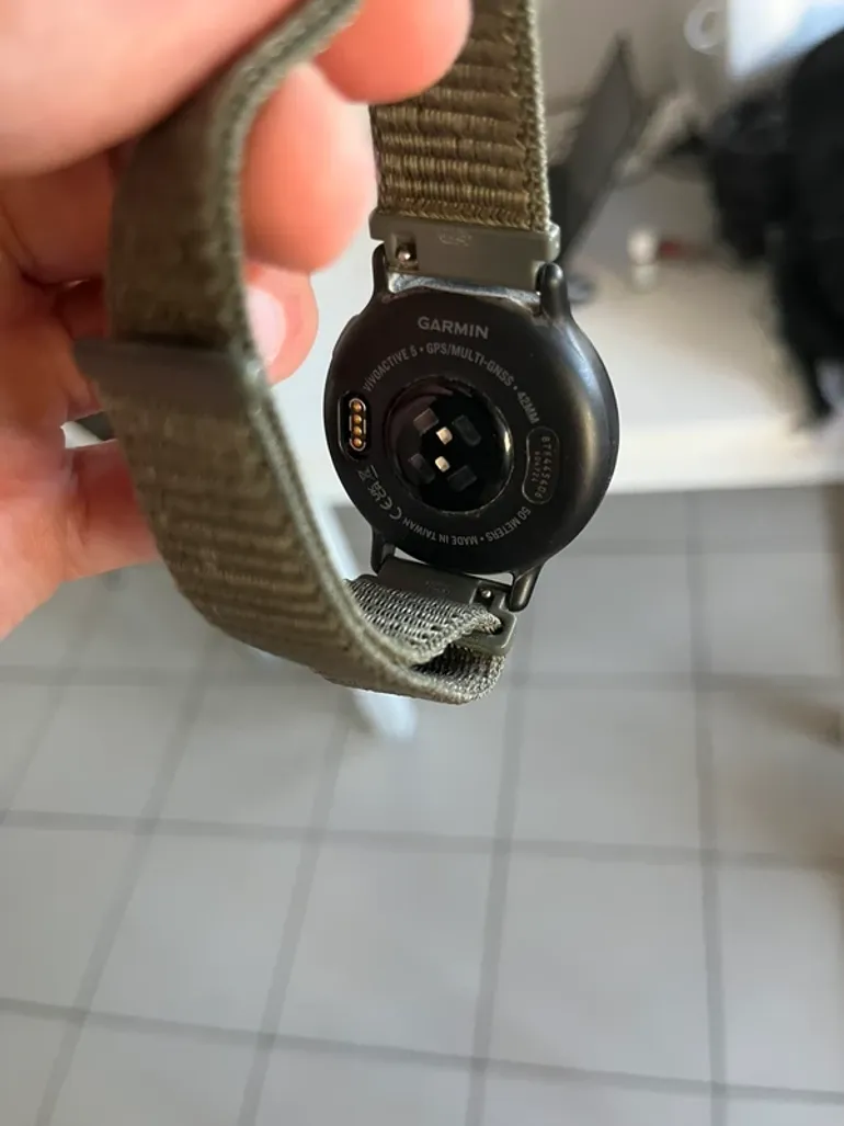 Used Garmin Vivoactive 5 bike — image 3 of 3