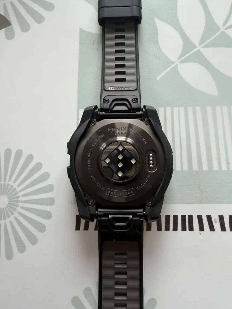 Used Garmin Fenix 8 pro bike — image 2 of 8