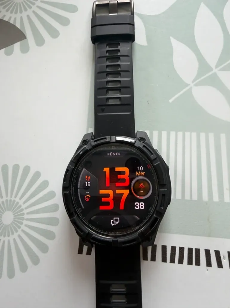 Used Garmin Fenix 8 pro bike — image 1 of 8