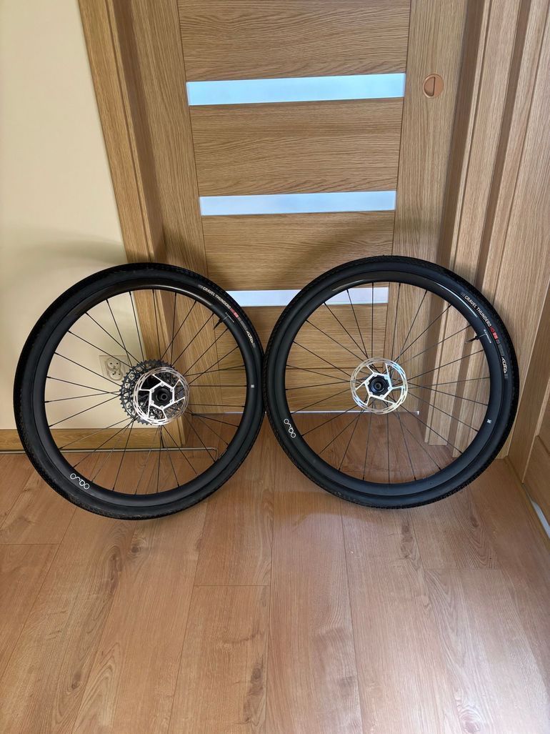 Used OQUO RC25TEAM Wheelset with Tufo tires 2026 bike — image 1 of 8