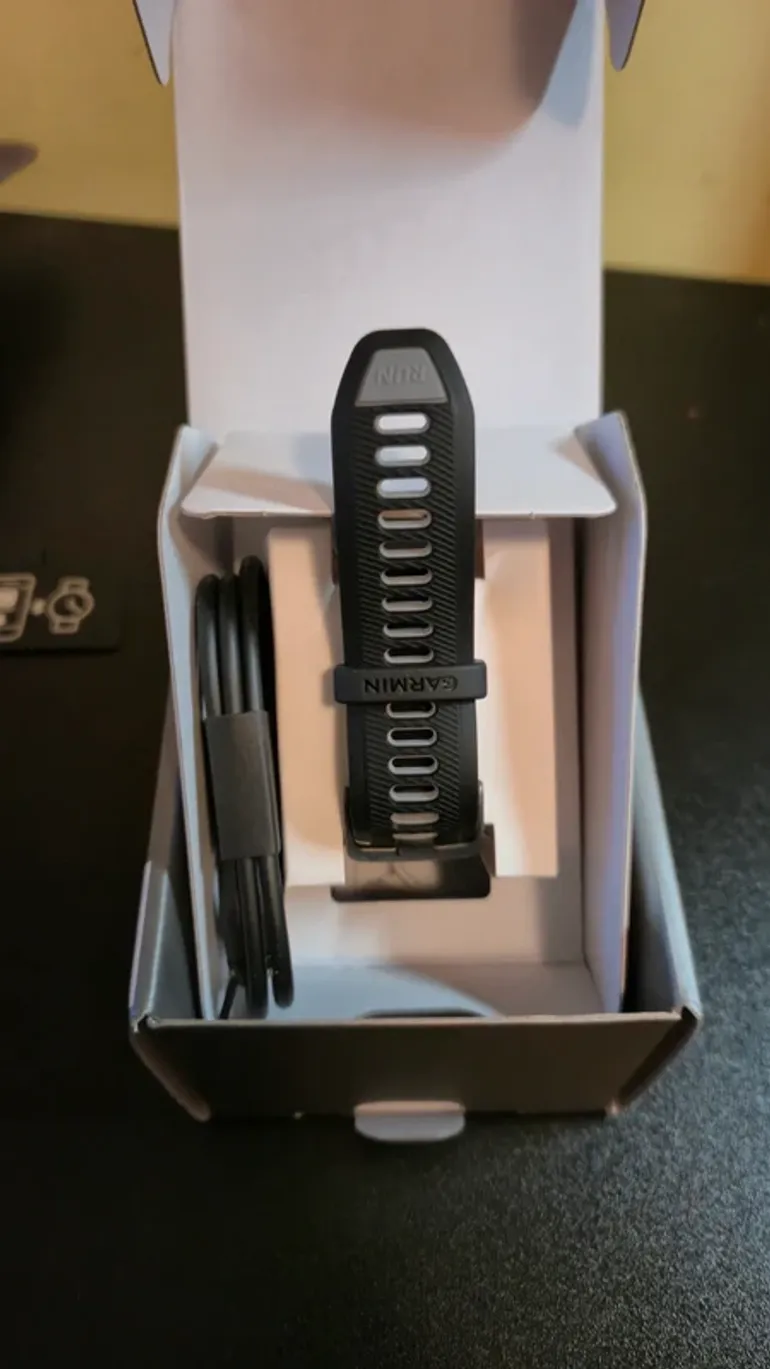 Used Garmin Forerunner 265 bike — image 4 of 6