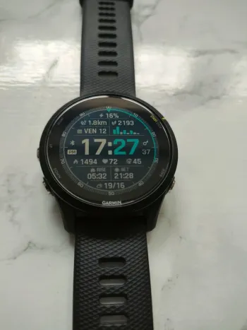 Used Garmin Forerunner 255 Music bike — image 3 of 7