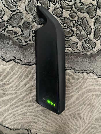 Used Bosch batteri and charger bike — image 4 of 6
