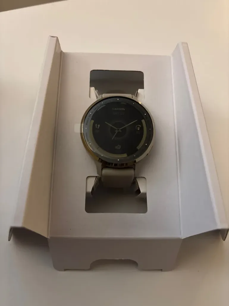 Used Garmin Venu 3S bike — image 5 of 7