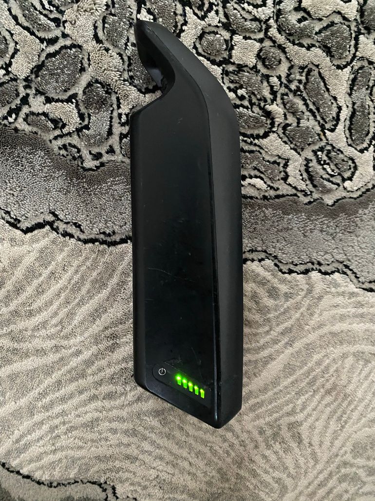 Used Bosch Motor Battery and Charger bike — image 5 of 9