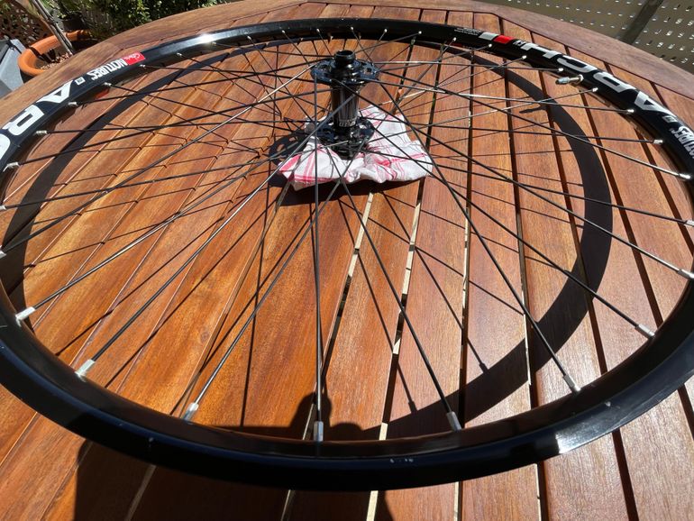 Used Stans Notubes ZTR Arch 29er Rim 32H Black 2015 bike — image 6 of 11