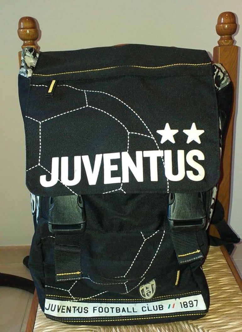 Used Juventus Zaino scuola bike — image 1 of 7