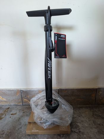 Used mv-tek Pompa Wind con Manometro in Acciaio 2026 bike — image 2 of 2