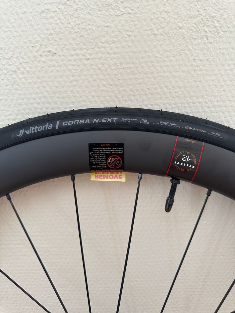 Used Reserve NEW Wheelset 2026 bike — image 6 of 8