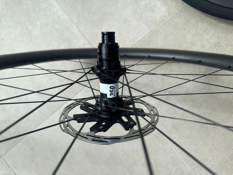Used Reserve NEW Wheelset 2026 bike — image 8 of 8