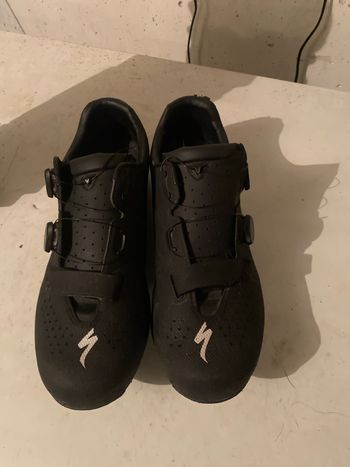 Used Specialized Route Shoes 2025 bike
