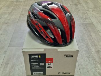 Used MET Trenta 3K Carbon 2025 bike — image 5 of 8