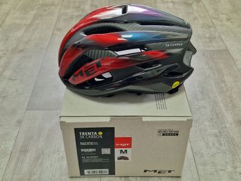 Used MET Trenta 3K Carbon 2025 bike — image 4 of 8