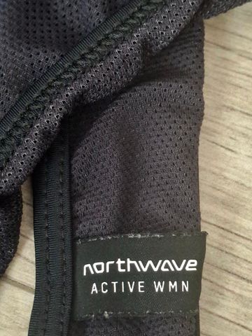 Gebrauchtes Northwave Active WMN Bibshorts bike — Bild 4 von 4