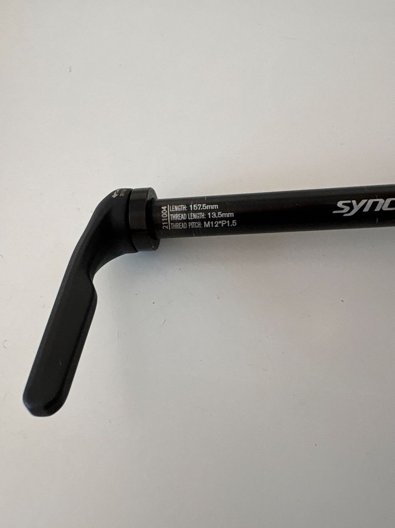 Used Syncros Steckachsenset 2025 bike — image 2 of 3