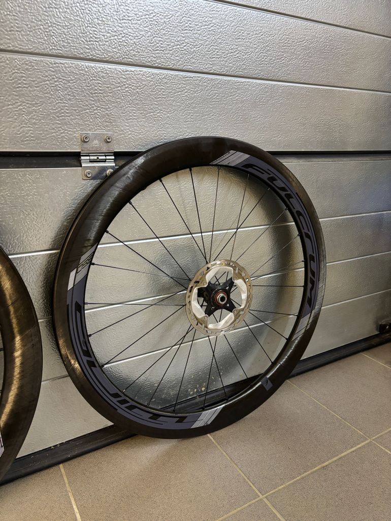 Used Fulcrum Wheelset bike — image 2 of 8