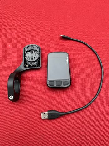 Used Wahoo ELEMNT BOLT v2 GPS Bike Computer 2024 bike