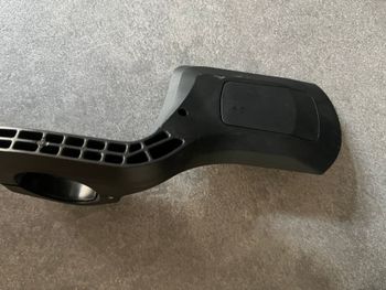 Used Wahoo ELEMNT ROAM v2 GPS Bike Computer 2021 bike — image 5 of 7