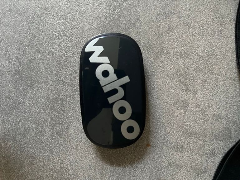 Used Wahoo ELEMNT ROAM v2 GPS Bike Computer 2021 bike — image 6 of 7