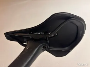 Used Fizik Vento Argo 00 Adaptive 2026 bike — image 5 of 6