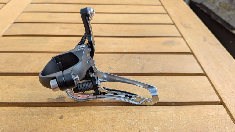 Used Shimano 105 5800 2x11-fach Gruppe 2016 bike — image 8 of 10