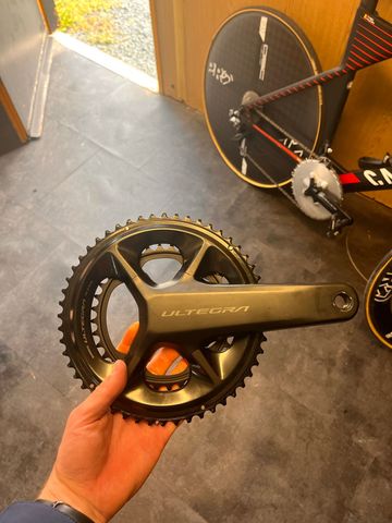 Shimano Ultegra Crank 12-speed 52-36 Drivetrain & Pedals usato