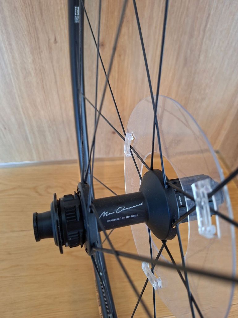 Used Dt Swiss PRC 1100 DICUT Mon Chasseral bike — image 8 of 10