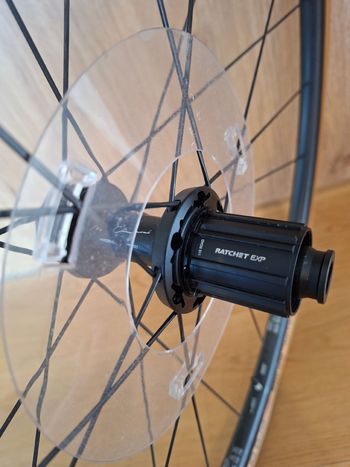Used Dt Swiss PRC 1100 DICUT Mon Chasseral bike — image 9 of 10