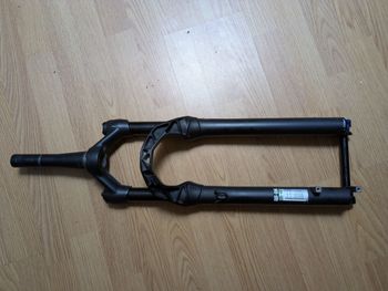 Used Manitou Markhor 29" 100mm Fork 2022 bike — image 5 of 6
