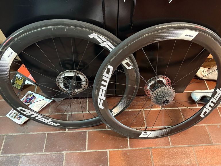 Used Ffwd F4R Tubular Wheels bike — image 5 of 5