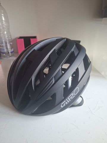 Giro Helios Spherical Taille L 2026 Cycling Accessories d'occasion