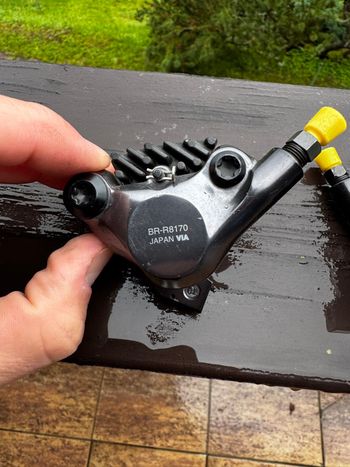 Used Shimano Ultegra BR-R8170 Brake Calipers bike — image 3 of 3