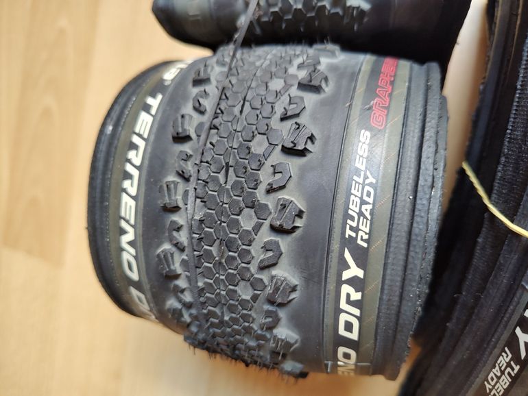 Used Vittoria terreno dry 2025 bike — image 4 of 4