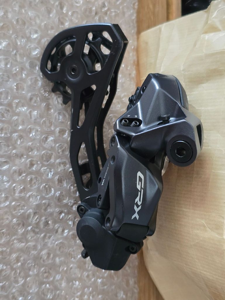Used Shimano GRX RX825 Di2 12v 2025 bike — image 5 of 5