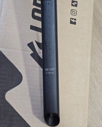 Used Syncros SP-R101-CF 0mm Offs Seatpost 2025 bike — image 7 of 8