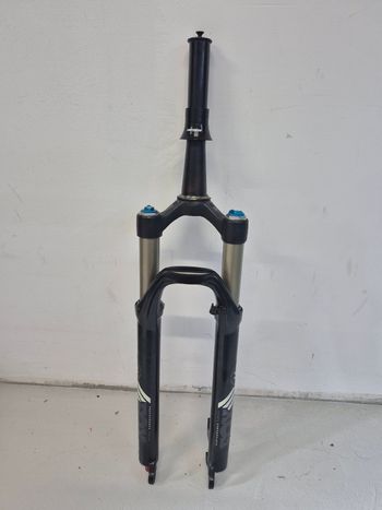 Used Fox Float 32 Performance Series 29er bike
