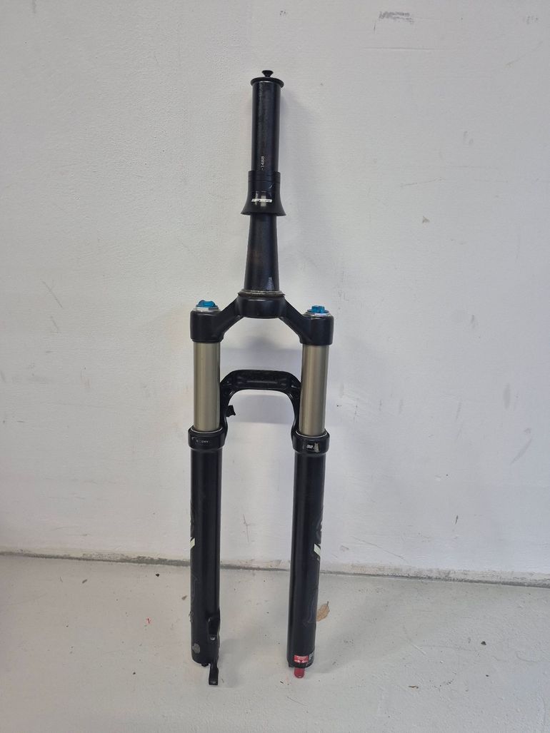 Used Fox Float 32 Performance Series 29er bike — image 2 of 7
