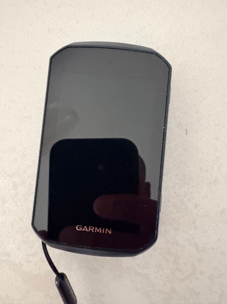 Used Garmin Edge 850 GPS Bike Computer bike — image 2 of 4