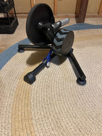 Used Wahoo KICKR Smart Trainer 2023 bike — image 5 of 6
