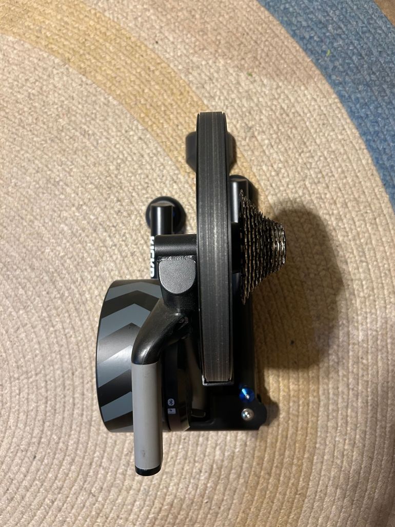 Used Wahoo KICKR Smart Trainer 2023 bike — image 4 of 6