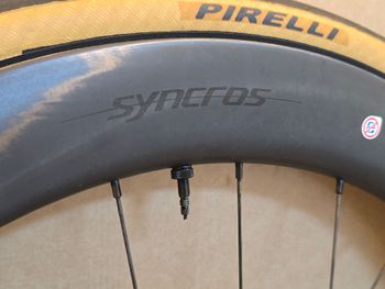 Used Syncros Capital 1.0 Ruedas 2025 bike — image 5 of 11