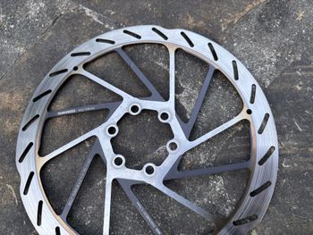 Used Sram Code Ultimate Stealth 2025 bike — image 7 of 8